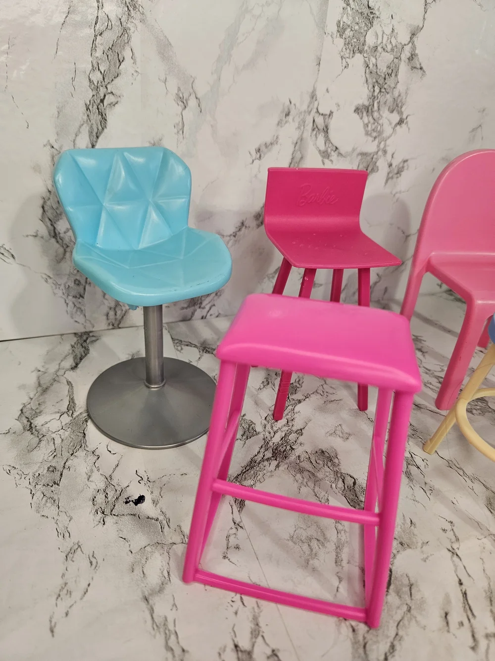 Barbie Chairs Set